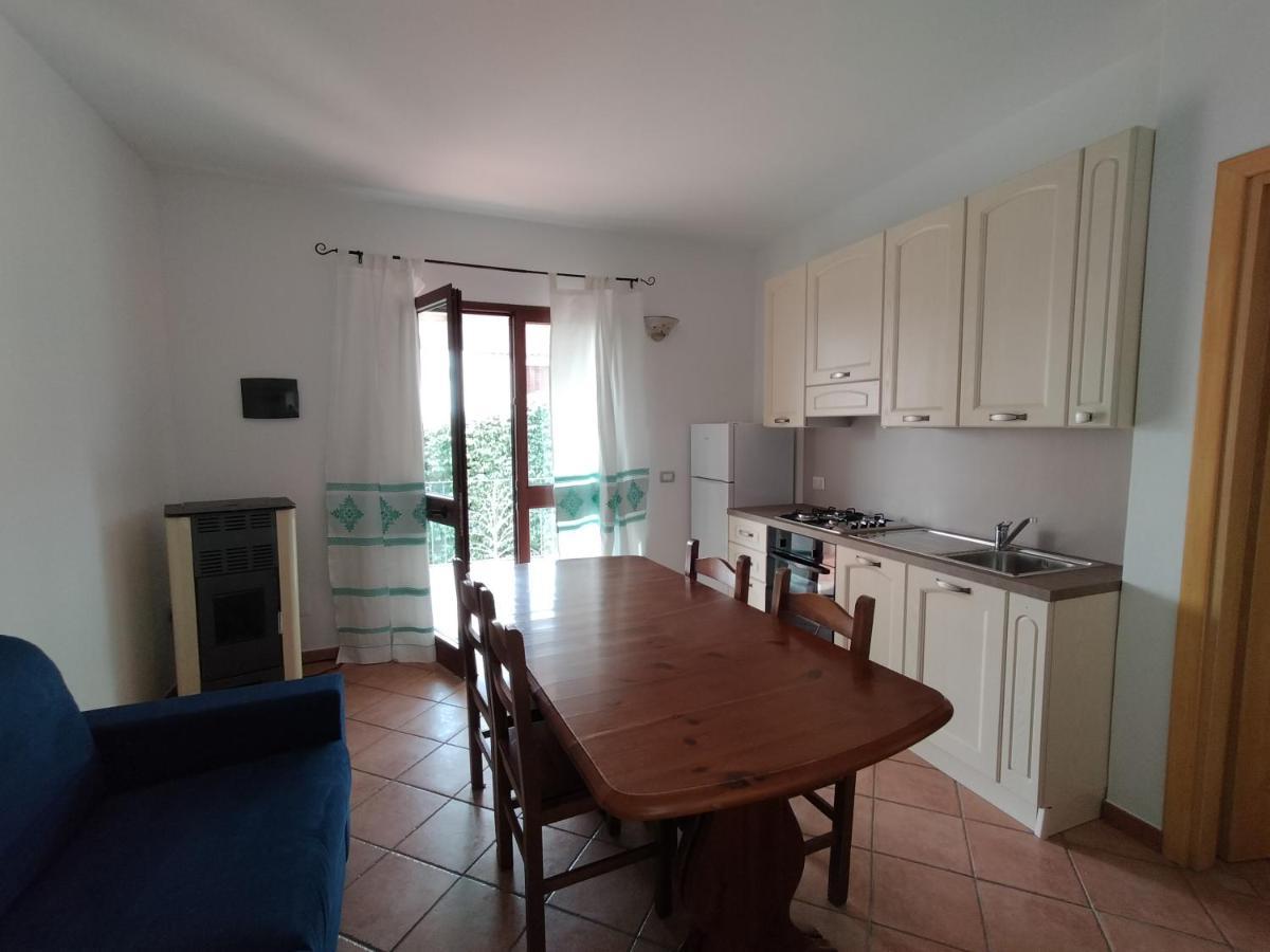 Pittulongu, Trilocale Vista Mare Villa Olbia Exteriör bild